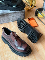 Derby Brogue Plateforme noir et bordeaux – vue ensemble